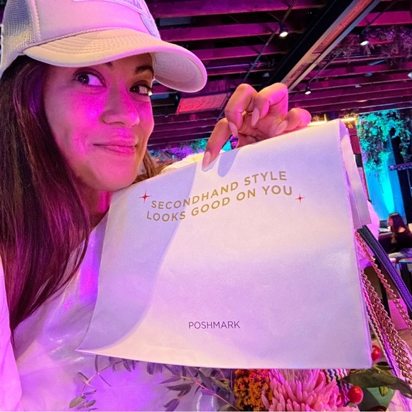 💗🚨‼️ I AM LIVE 🚨🚨like this listing to be notified of my shows 💗‼️🚨 - Picture 16 of 17